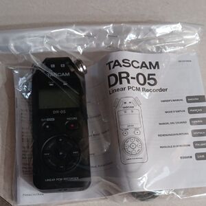 DR-05 Portable Digital Voice Recorder - Black